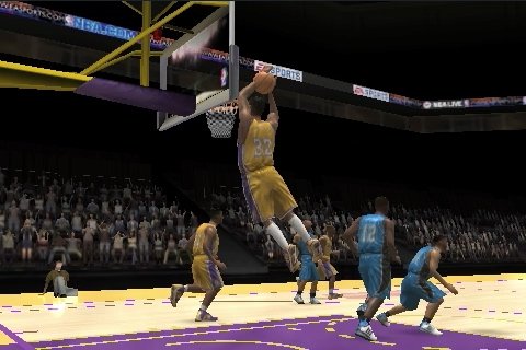 NBA Live 10 on iPhone