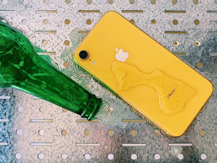 iPhone Xr Yellow