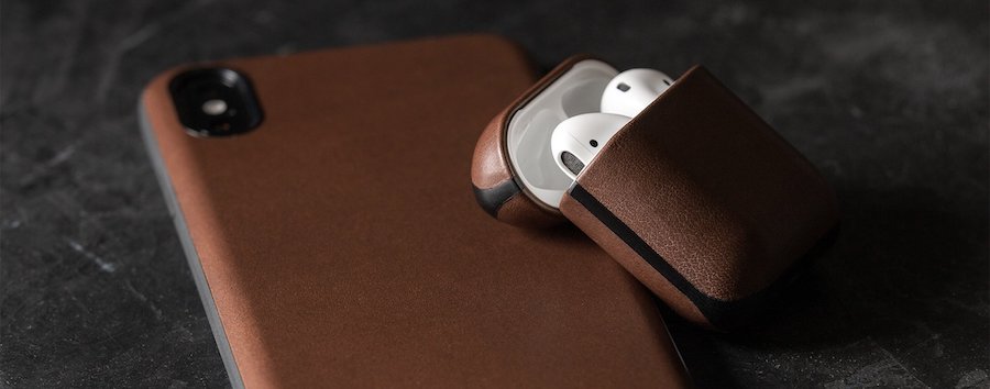 NOMAD leather case for AirPods 4