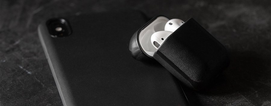 NOMAD-leather-case-for-AirPods-5.jpg